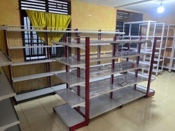 Rak Minimarket SRC Padang dengan gondola display untuk toko ritel