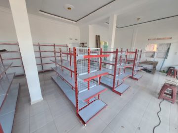 Rak Minimarket Bekas Tanah Datar