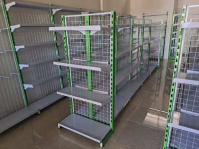 Toko Rak Gondola Minimarket Pesisir Selatan
