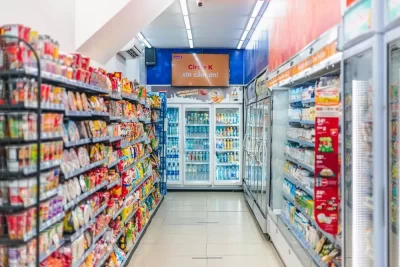 Rak Besi Supermarket Pariaman