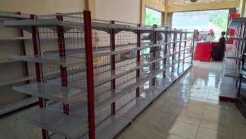 Rak Gondola Terdekat Padang