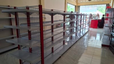 Rak Gondola Terdekat Padang